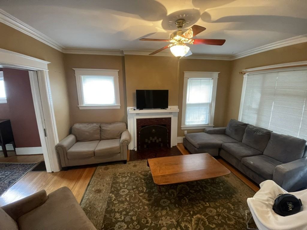 34 Shepard St - Photo 5 of 9