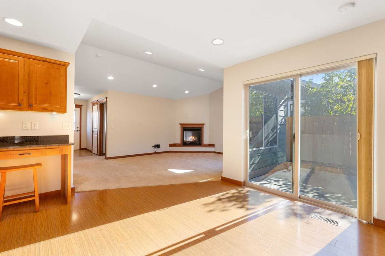 1087 Cottonwood Rd - Photo 4 of 26