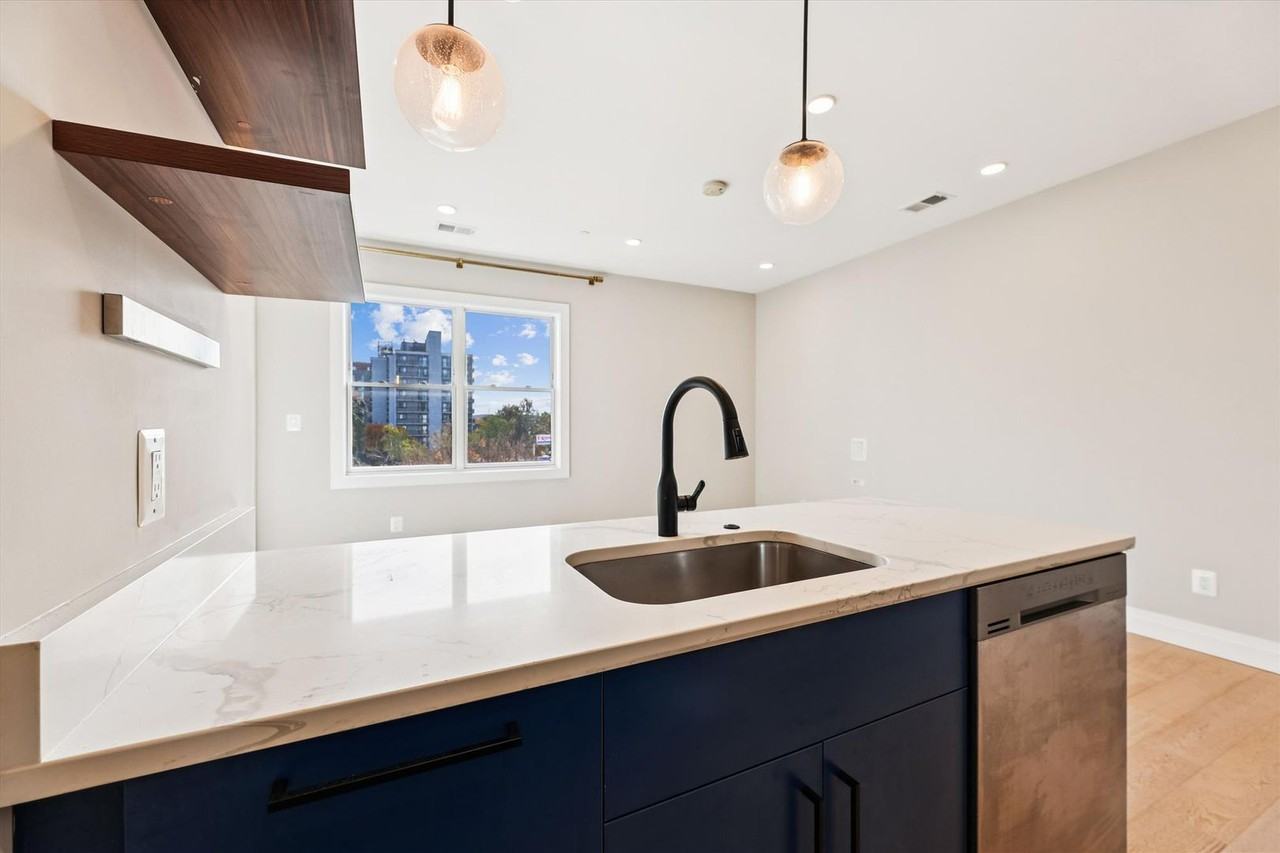 1102 Staples Street Northeast #301 - Photo 3 of 25