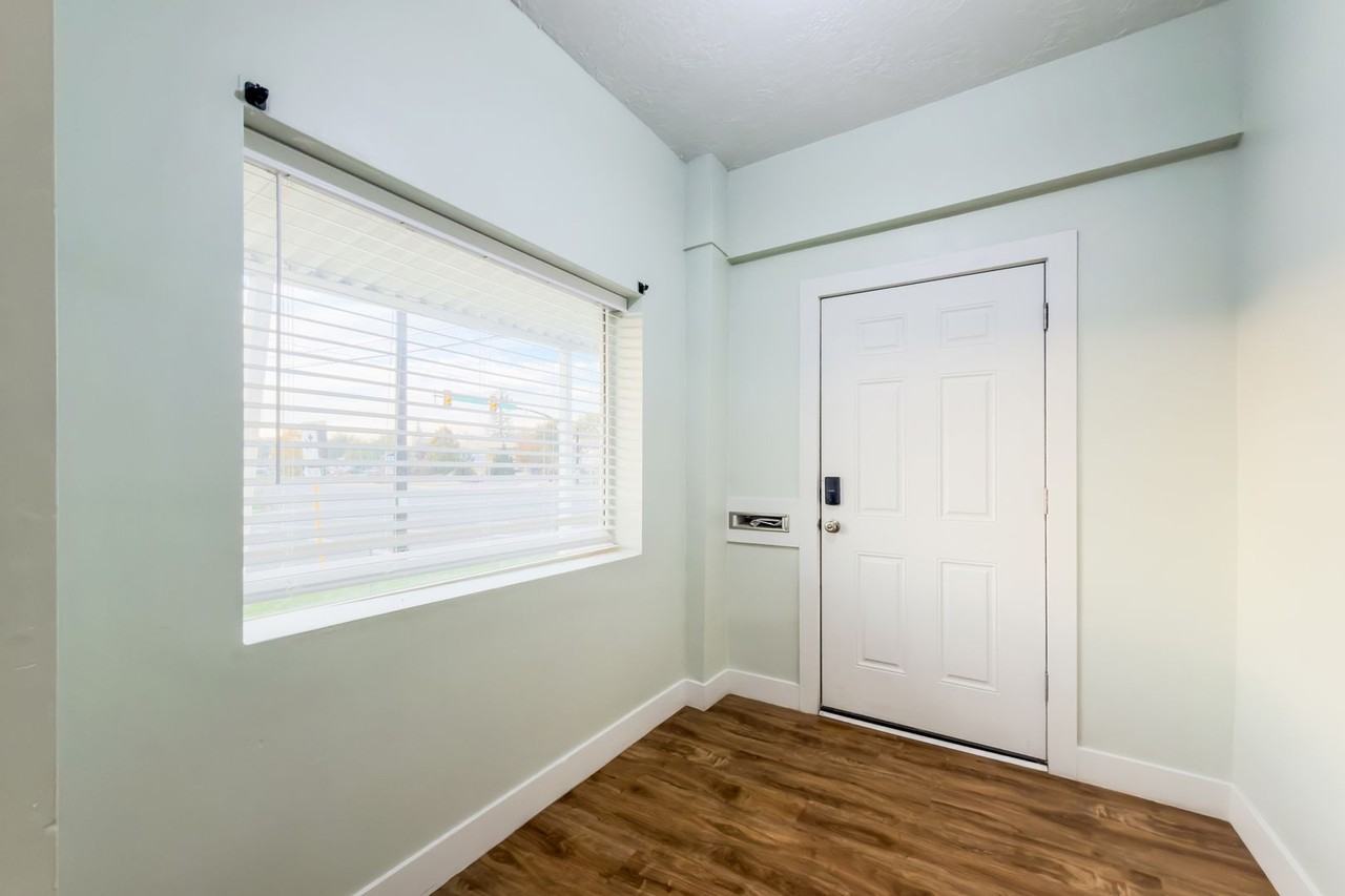 Central Park - Photo 4 of 32