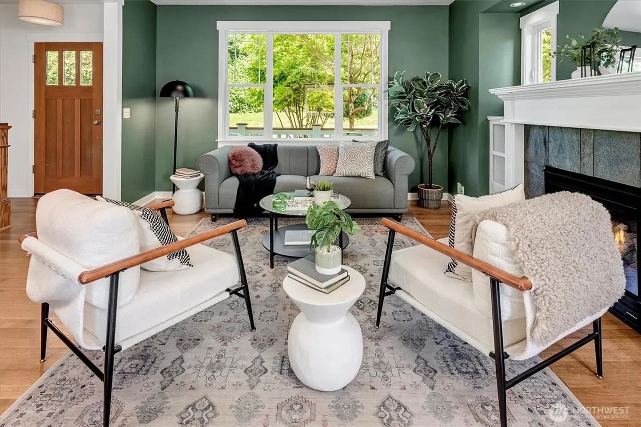 5105 46th Avenue Southwest - Photo 3 of 17