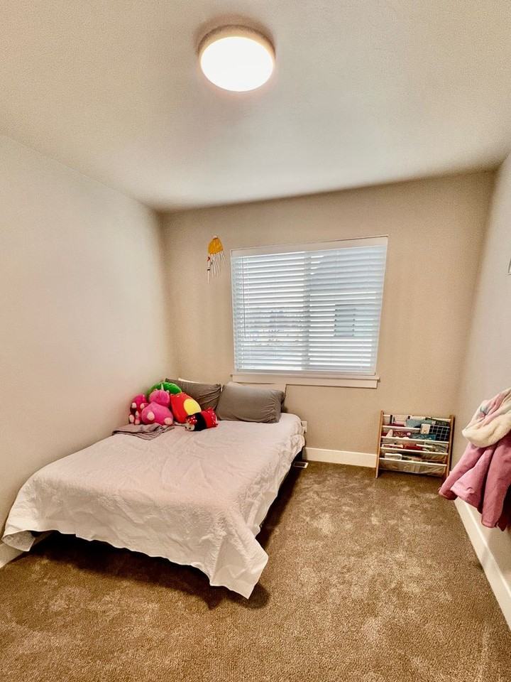 299 Hummingbird Way - Photo 7 of 14