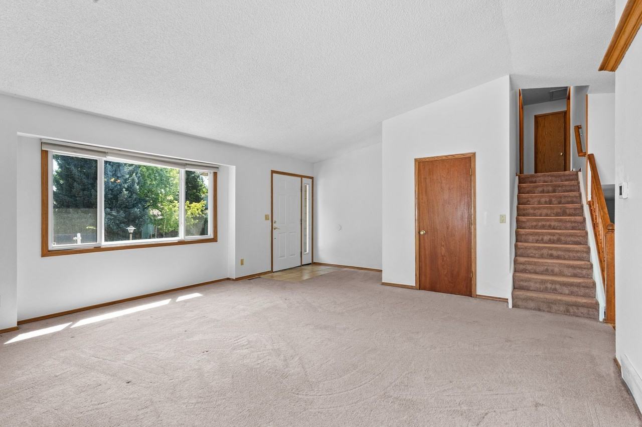 884 Elliott Street - Photo 2 of 42