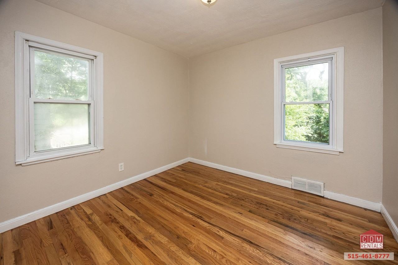 1443 63rd Street - Photo 7 of 29