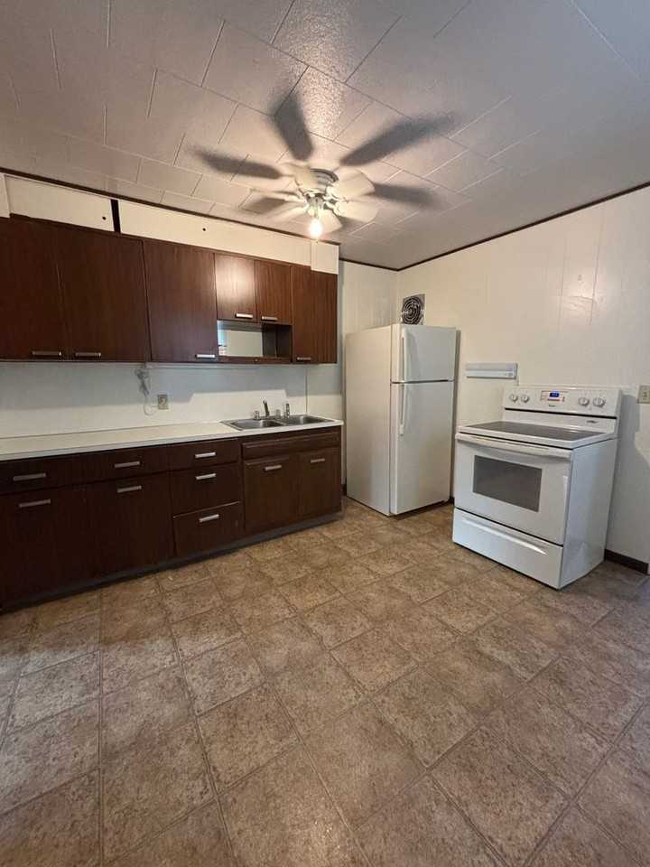 620 19th St Nw - Photo 4 of 9