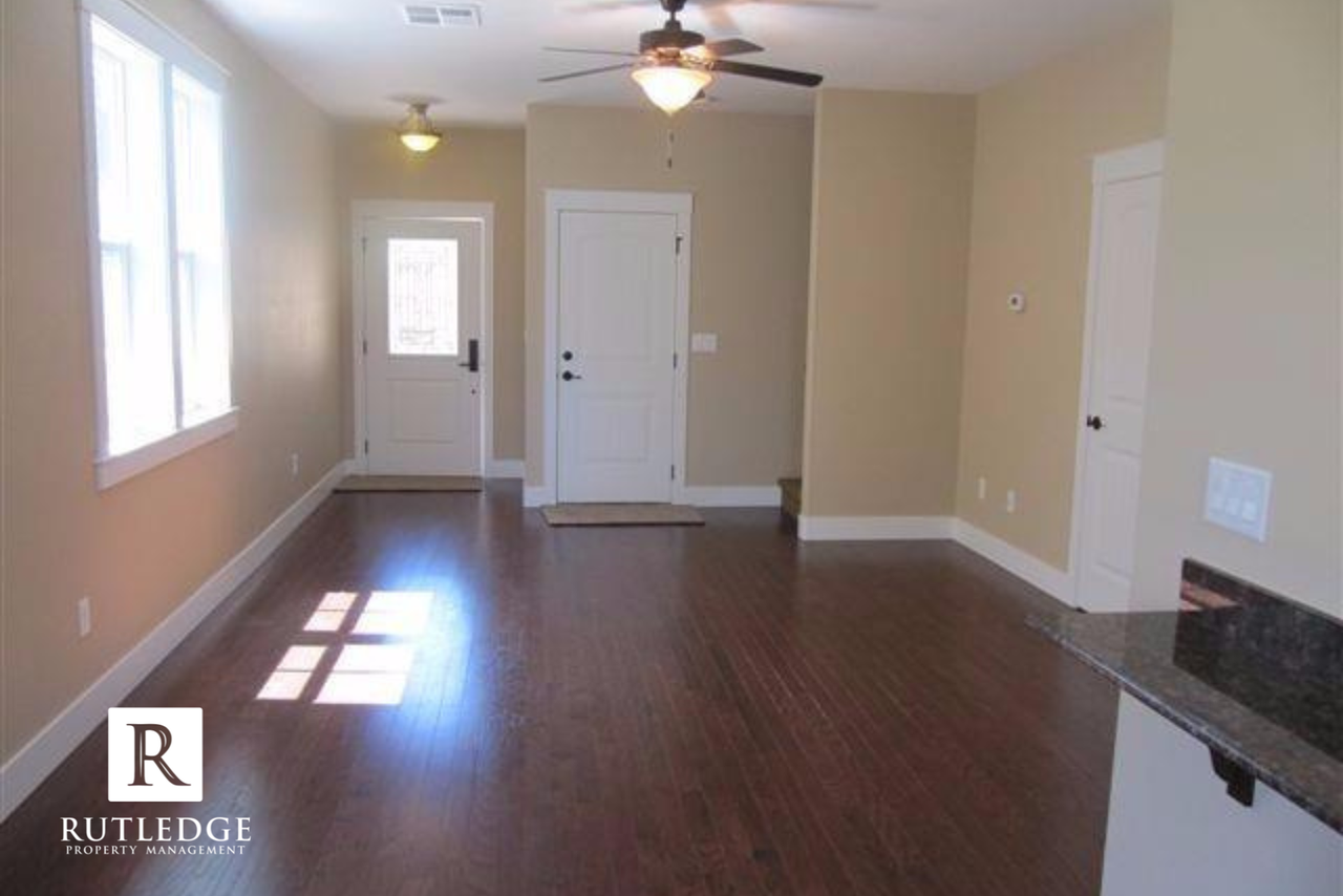 515 G Street - Photo 7 of 15