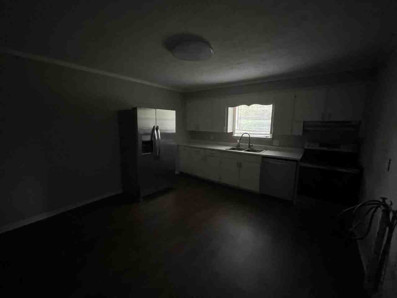 105 Richmond St - Photo 2 of 15