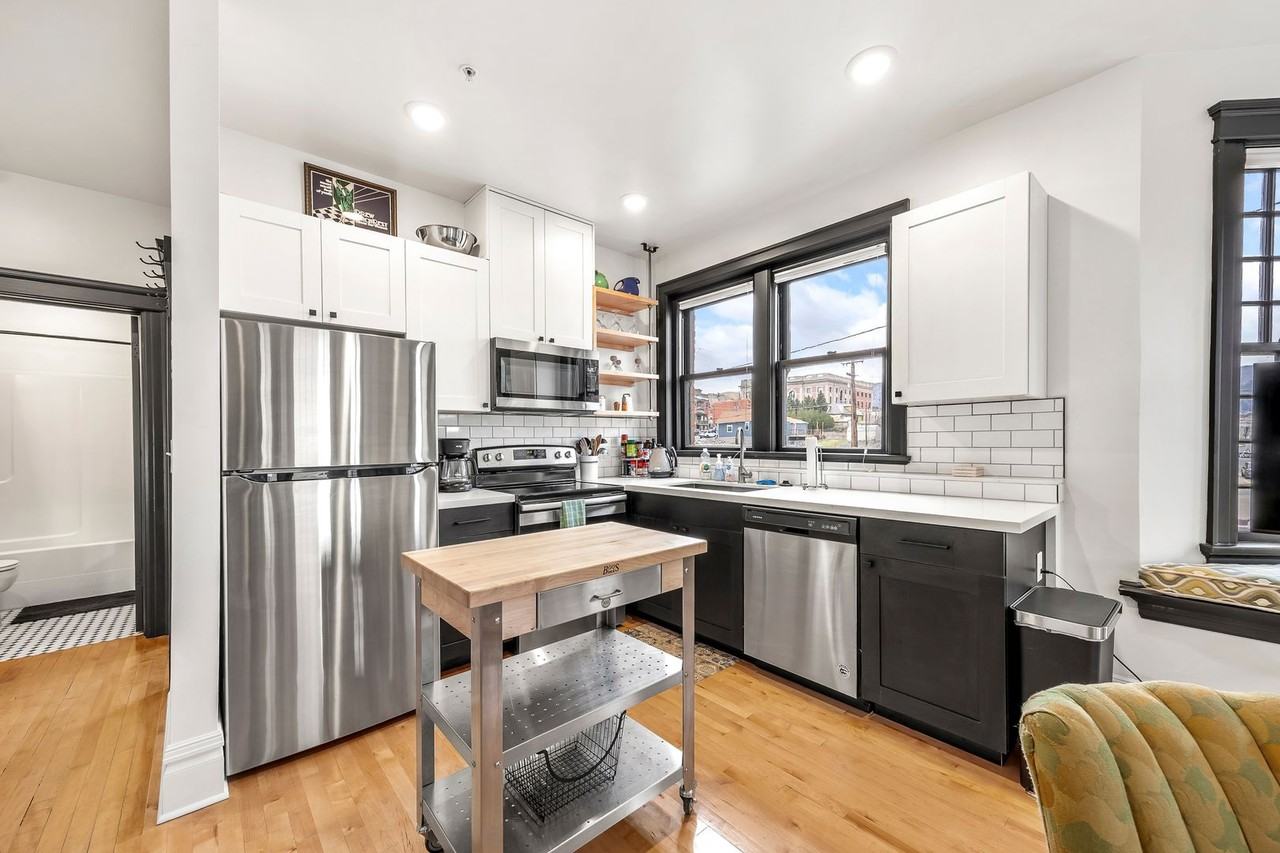 101 101 W Quartz 2A - Photo 7 of 14