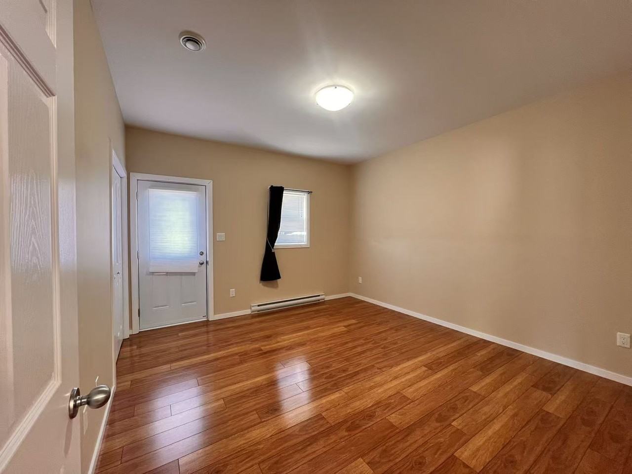 836 Doucet Street - Photo 7 of 8