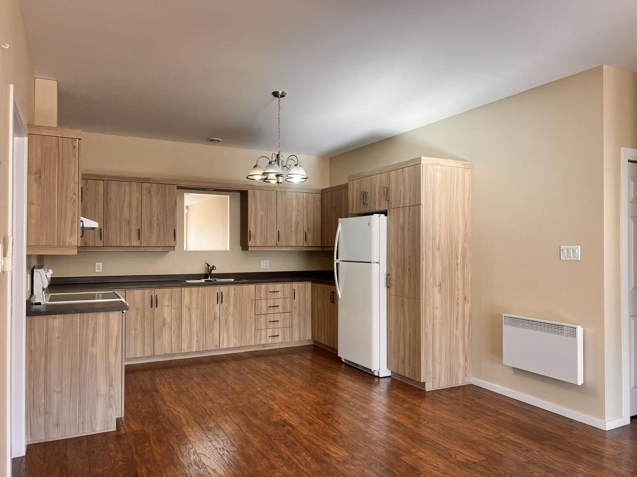 836 Doucet Street - Photo 2 of 8