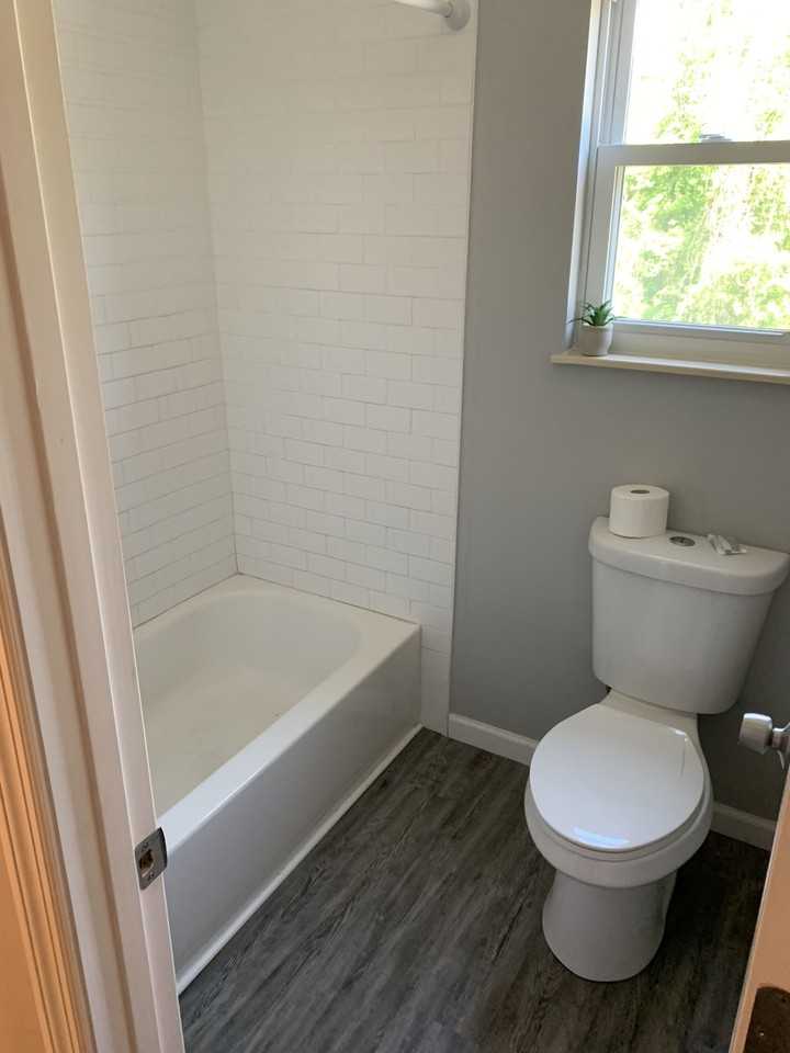 743 E Red Bud Rd #102 - Photo 2 of 10