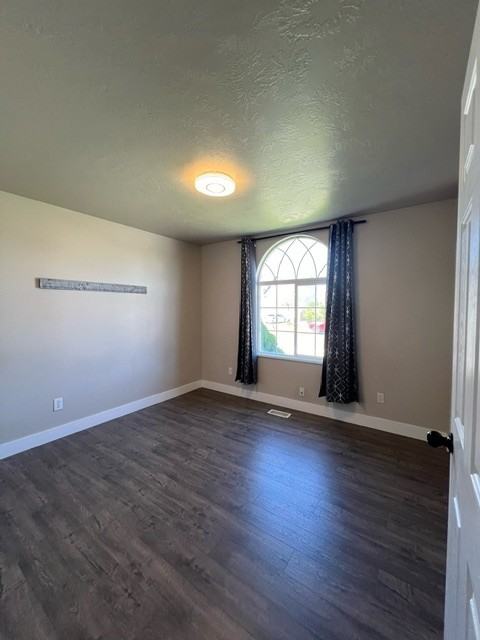 3283 Westsouth - Photo 3 of 24