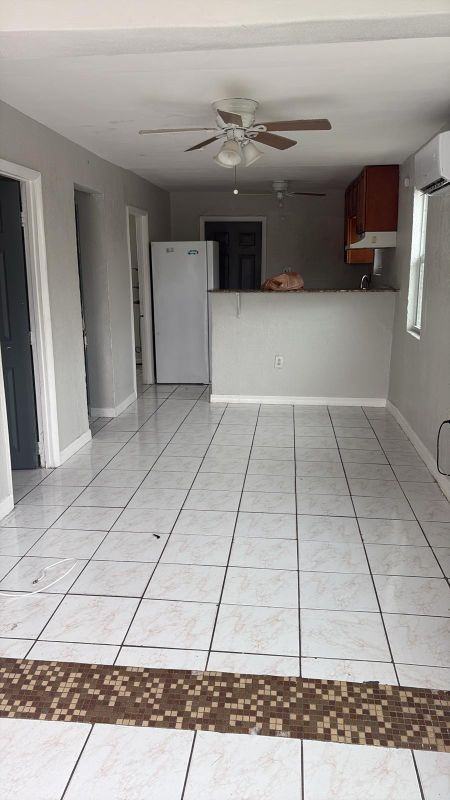 222 Ne 13th Ave - Photo 5 of 6