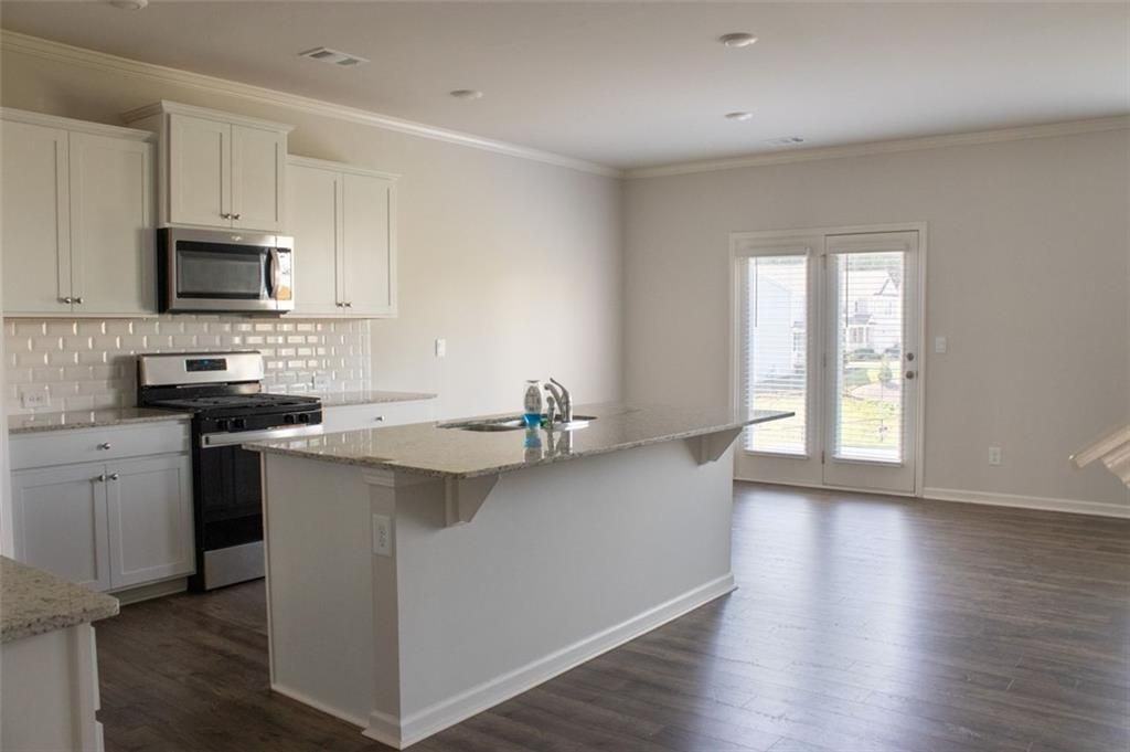 69 Fonthill Cv - Photo 4 of 21