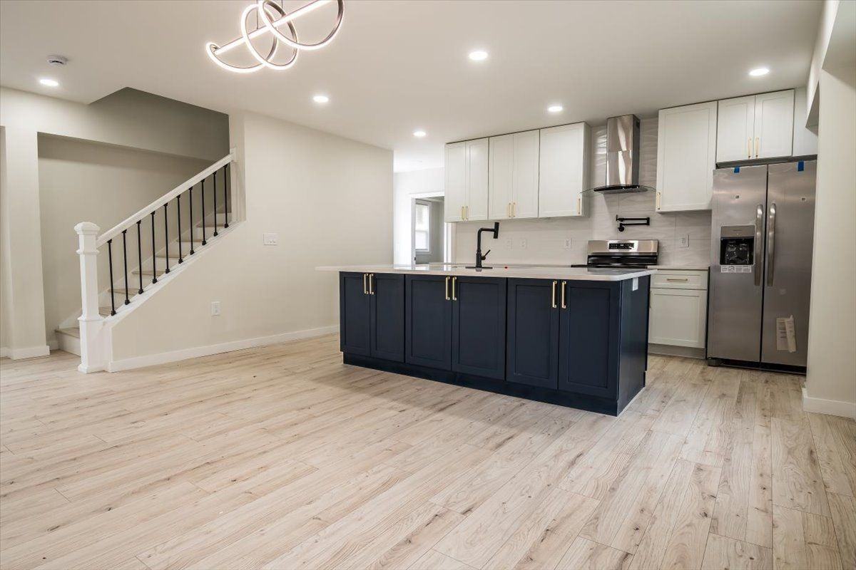 3127 G St Se - Photo 6 of 41