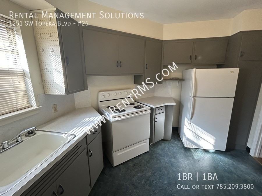 1251 Sw Topeka Blvd #26 - Photo 4 of 9