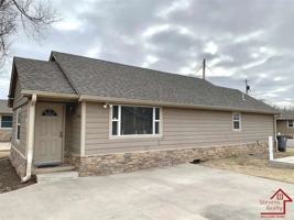 featured image of 1604 Northwest Lindy Avenue #2