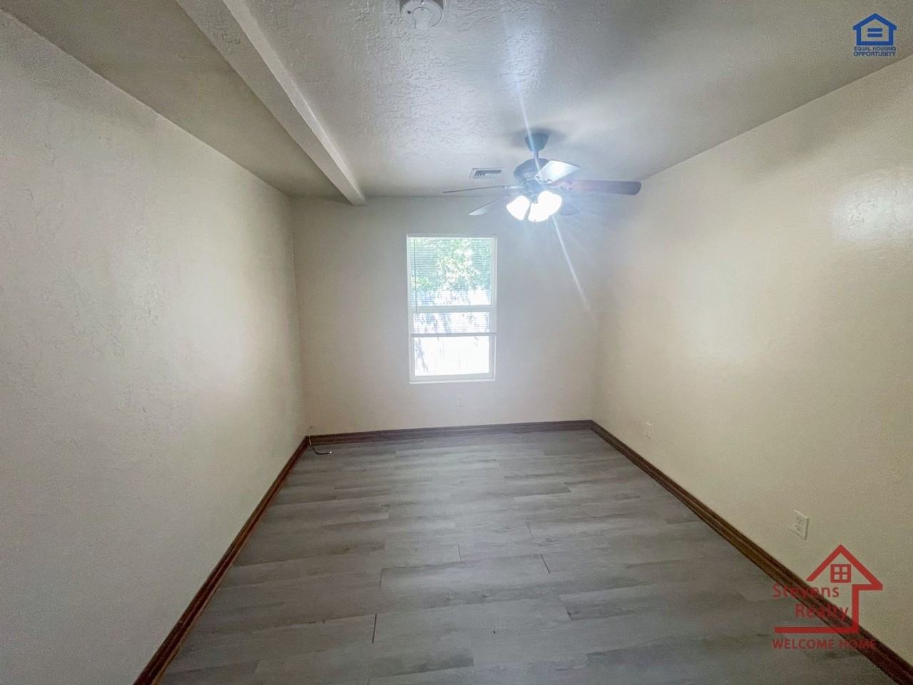 1604 Nw Lindy Ave #2 - Photo 6 of 14