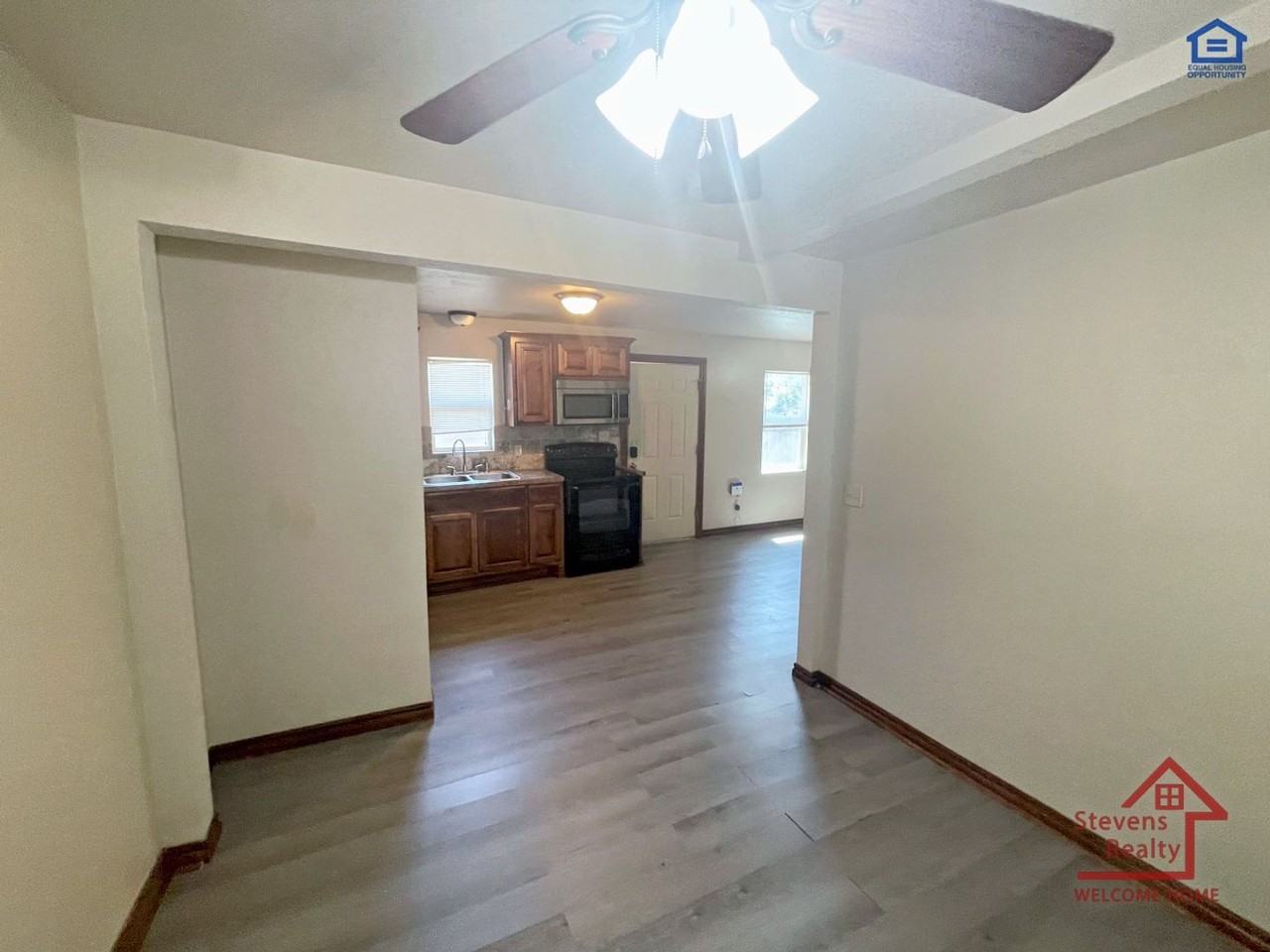 1604 Nw Lindy Ave #2 - Photo 7 of 14