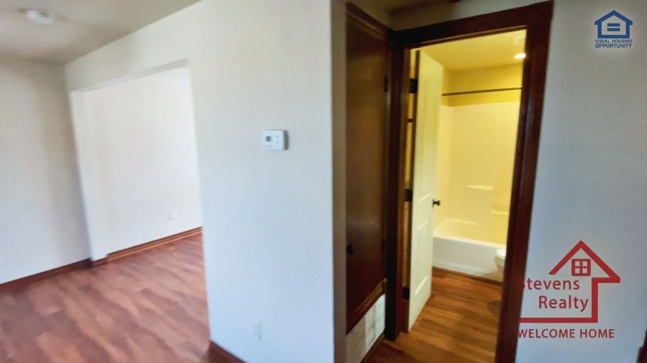 1602 Northwest Lindy Avenue #1 - Photo 5 of 11