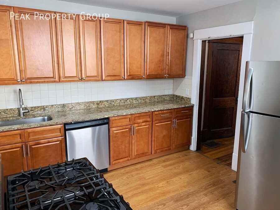 293 E 14th Ave - Photo 7 of 23