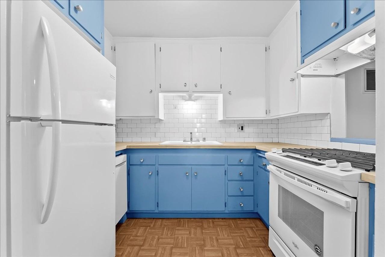 4909 Sycamore Terrace #04 - Photo 4 of 15