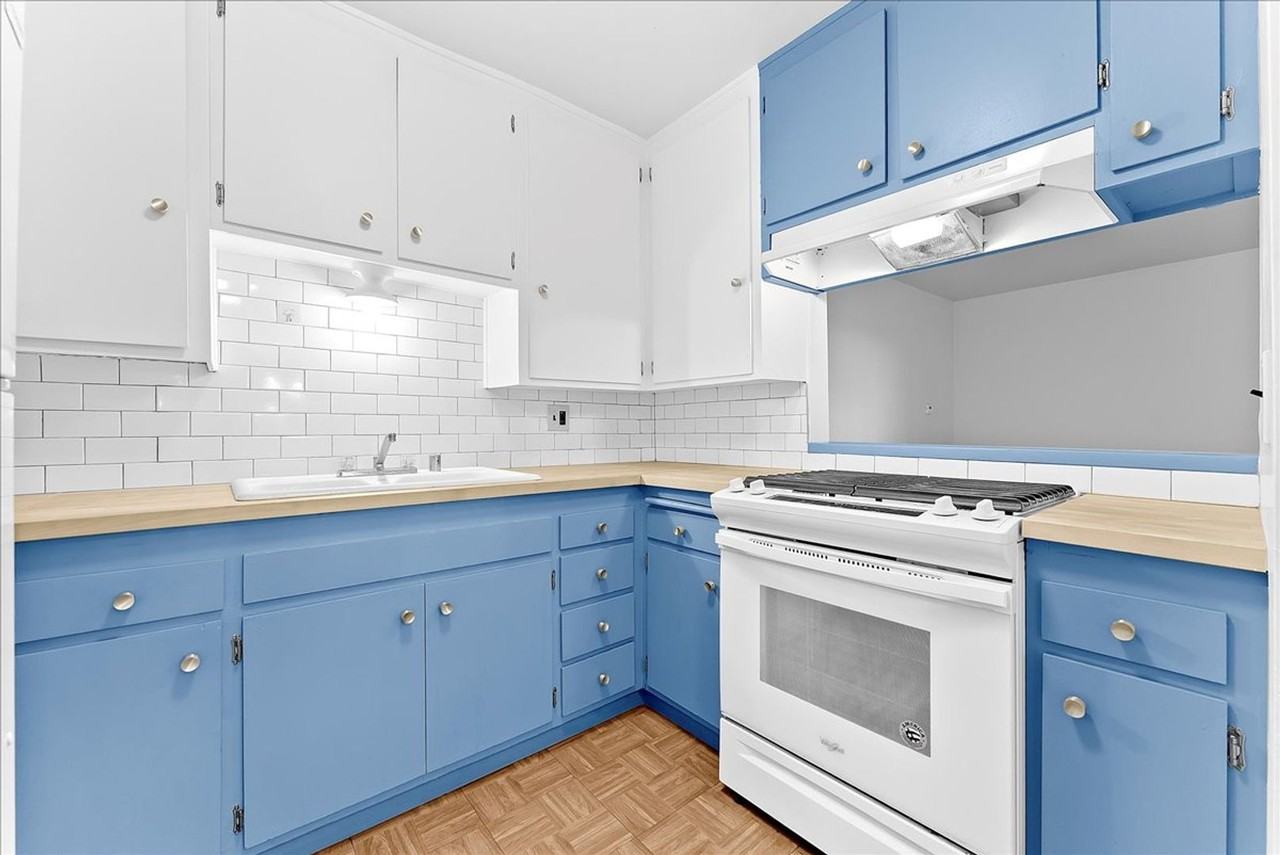 4909 Sycamore Terrace #04 - Photo 5 of 15