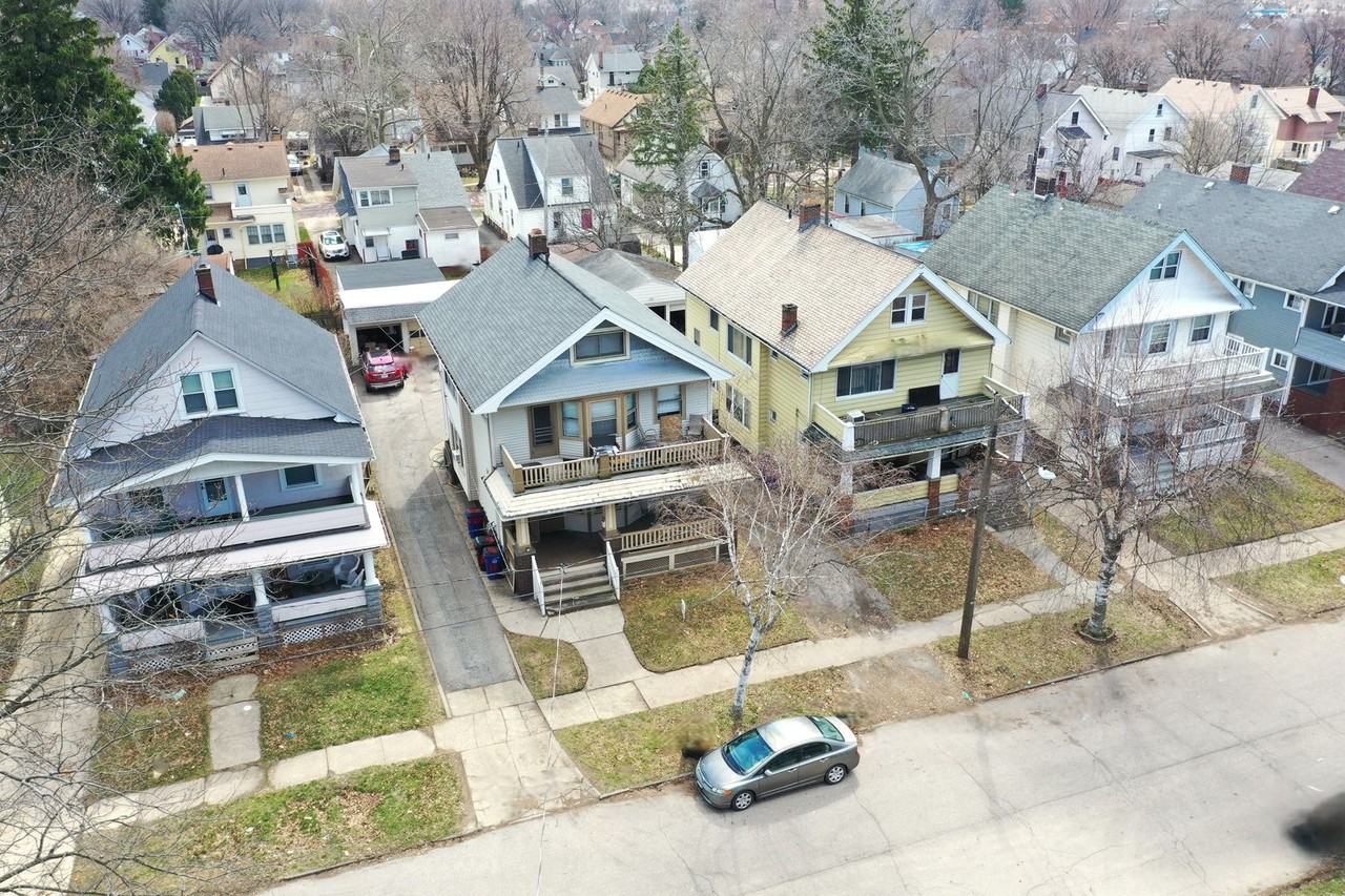 11301 Florian Ave - Photo 4 of 20