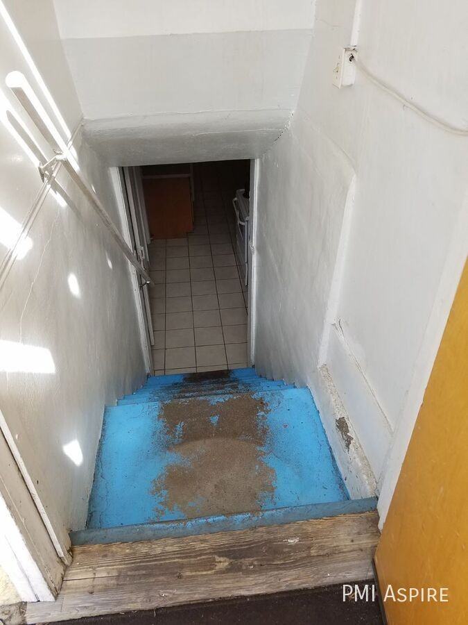 715 Emery St #D - Photo 2 of 10