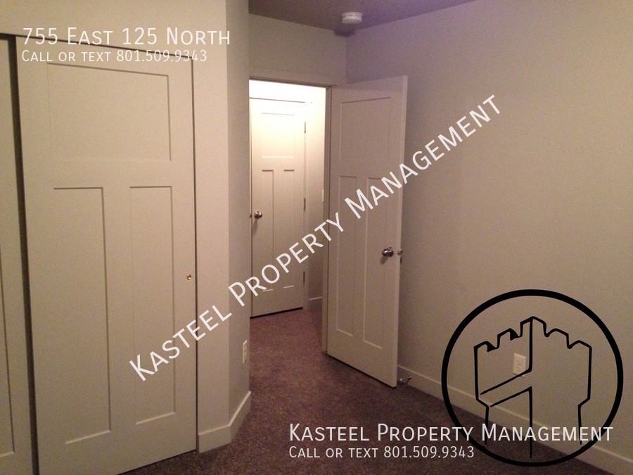 755 East 125 North - Photo 7 of 15