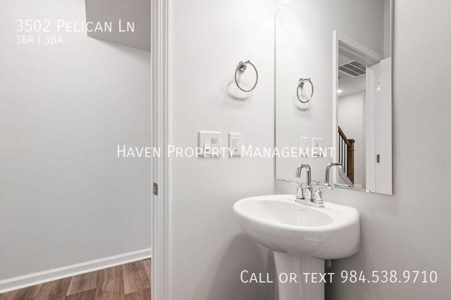 3502 Pelican Ln - Photo 5 of 39