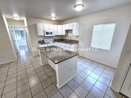 featured image of 1527 Junipero Avenue #03
