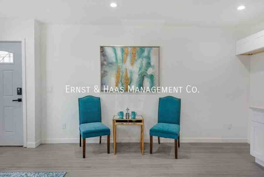 4437 Sunfield Avenue - Photo 3 of 10