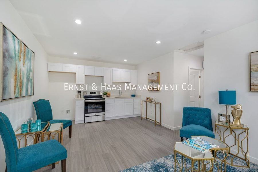 4437 Sunfield Avenue - Photo 5 of 10