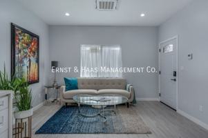 featured image of 4433 Sunfield Avenue