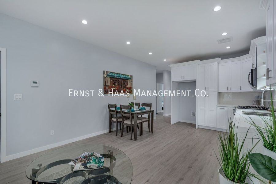 4433A Sunfield Ave - Photo 5 of 15