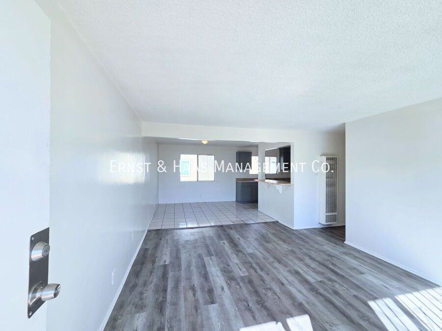 1330 Walnut Avenue #04 - Photo 2 of 15