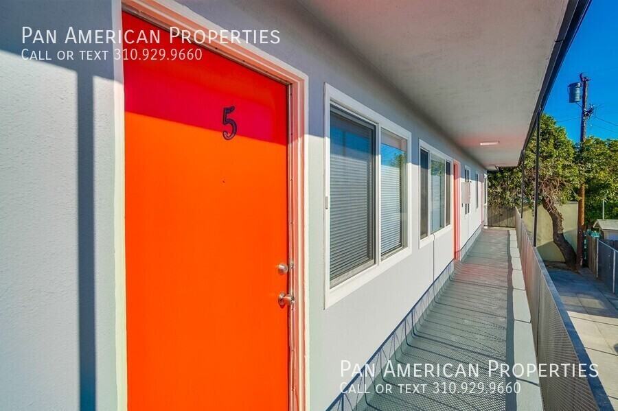 318 E Louise St #7 - Photo 5 of 50