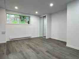 featured image of 4869 Rue Mackenzie