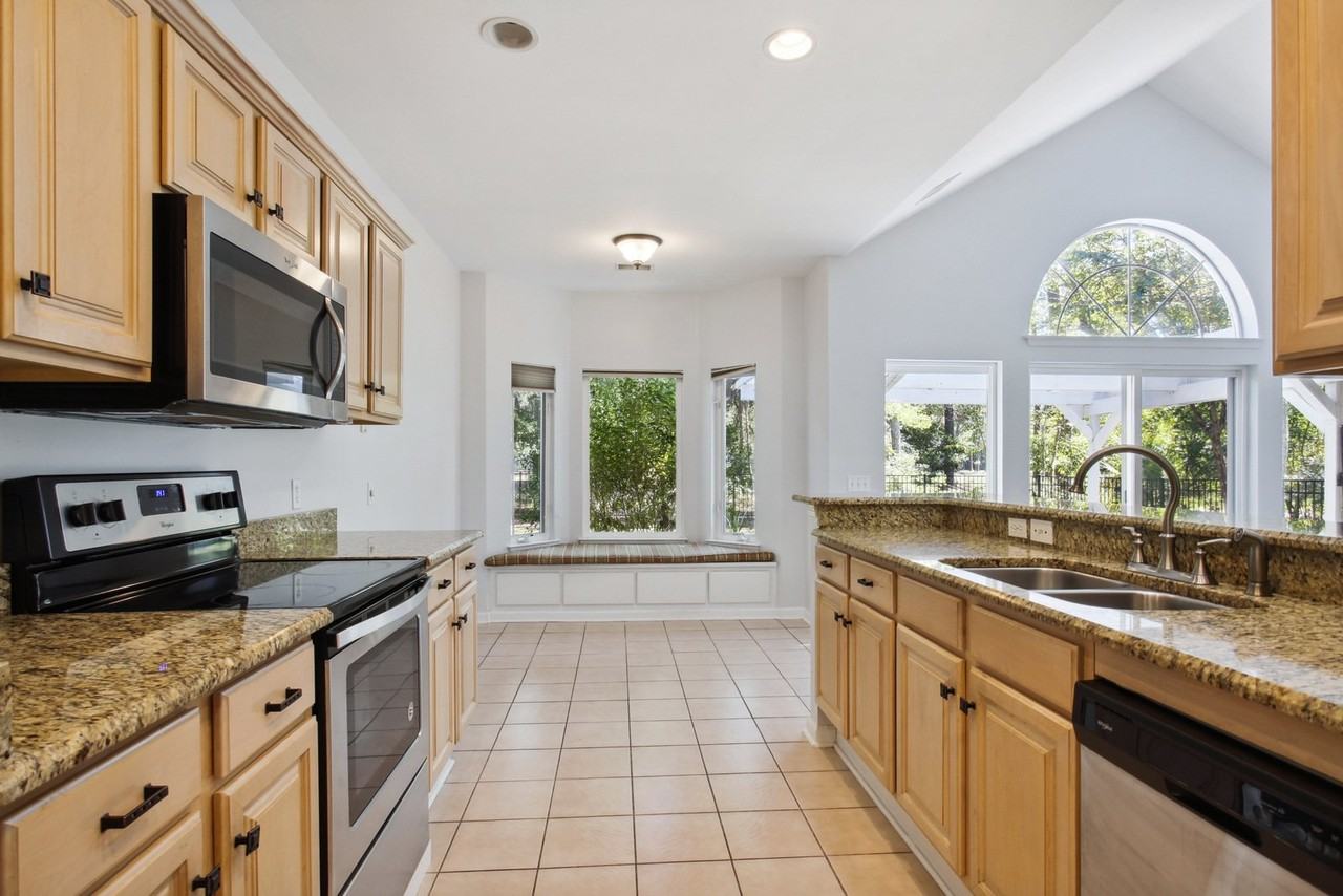 173 Sumter Sq - Photo 4 of 25