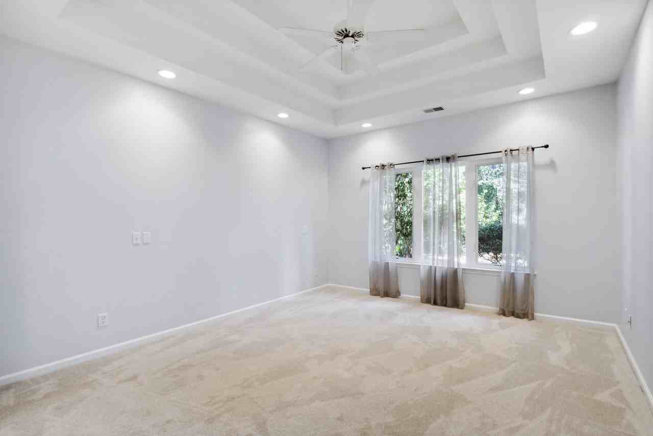 173 Sumter Sq - Photo 6 of 25