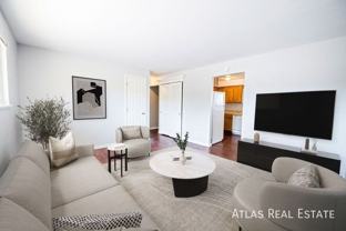 950 Bishop Ct #B - Photo 1 of 1