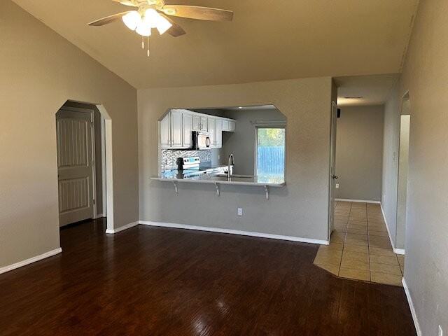 7705 Huntington Way - Photo 4 of 10