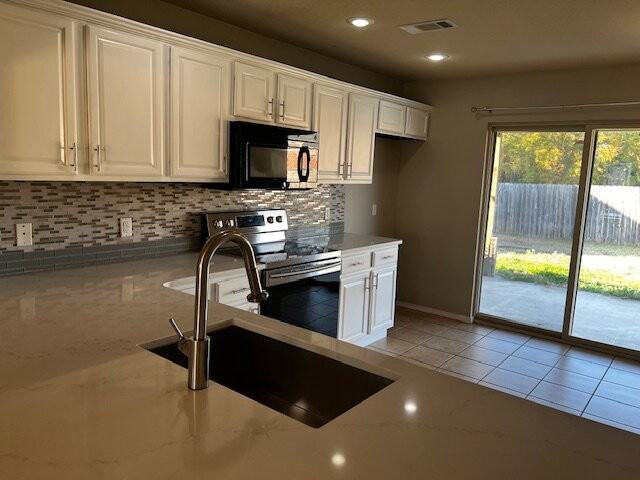 7705 Huntington Way - Photo 6 of 10