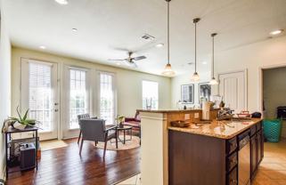 950 Henderson St - Photo 1 of 1