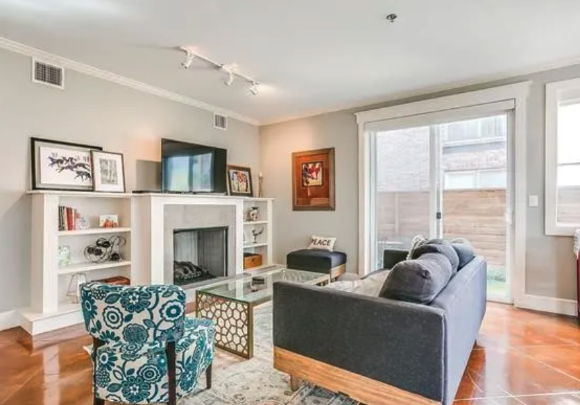 1324 May St #181752 - Photo 3 of 15