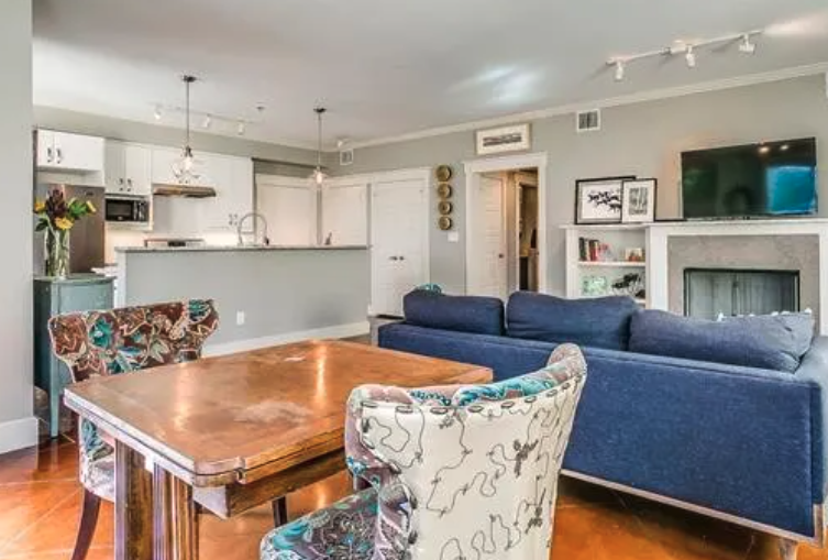 1324 May St #181752 - Photo 4 of 15