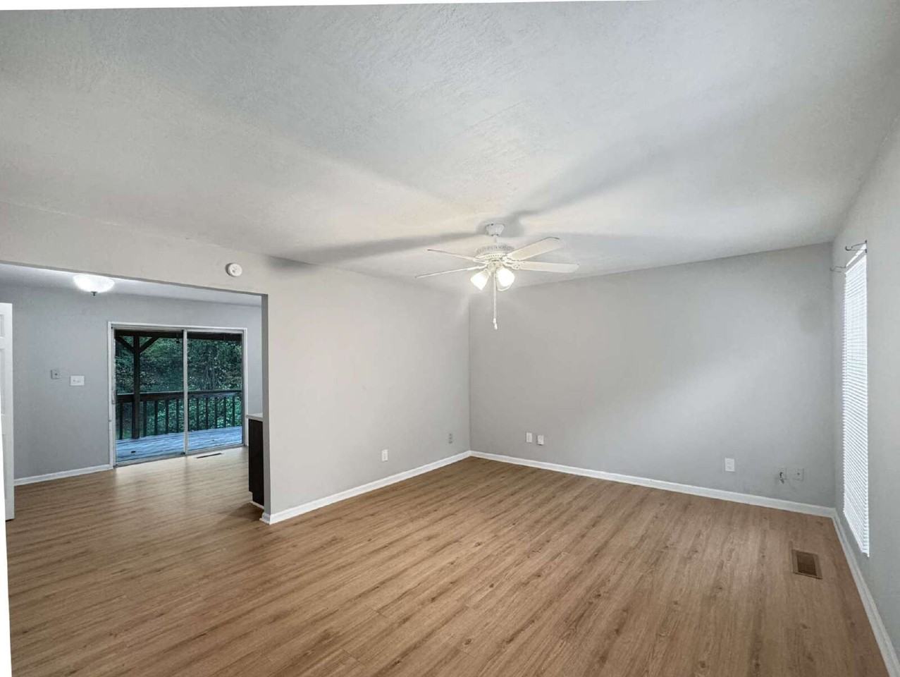 2944 Bridge Dr Apt A - Photo 5 of 9