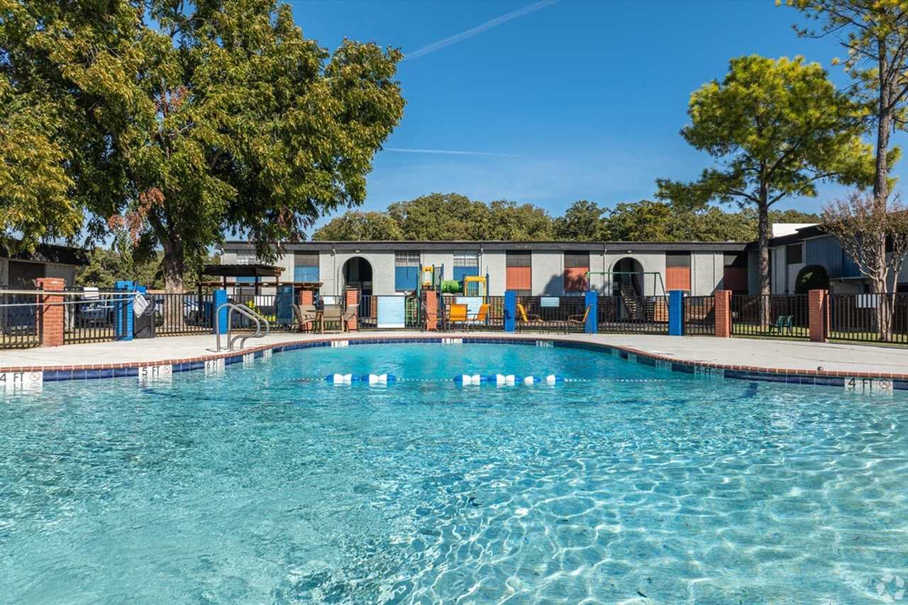 Zander Park - Photo 6 of 35