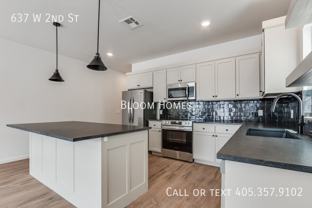 637 W 2nd St - Photo 1 of 1